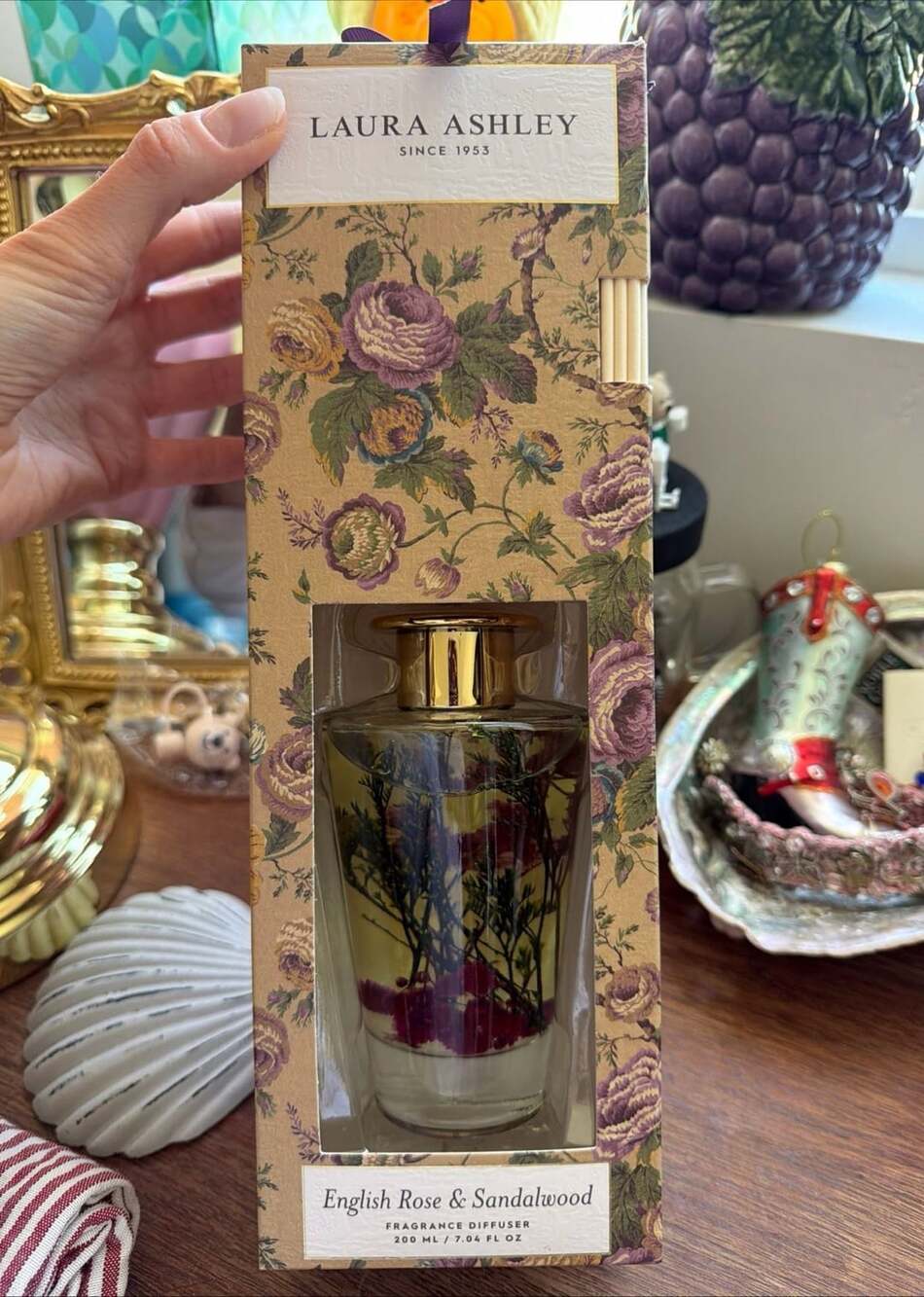 Laura Ashley English Rose & Sandalwood Scent Fragrance Floral Glass Diffuser